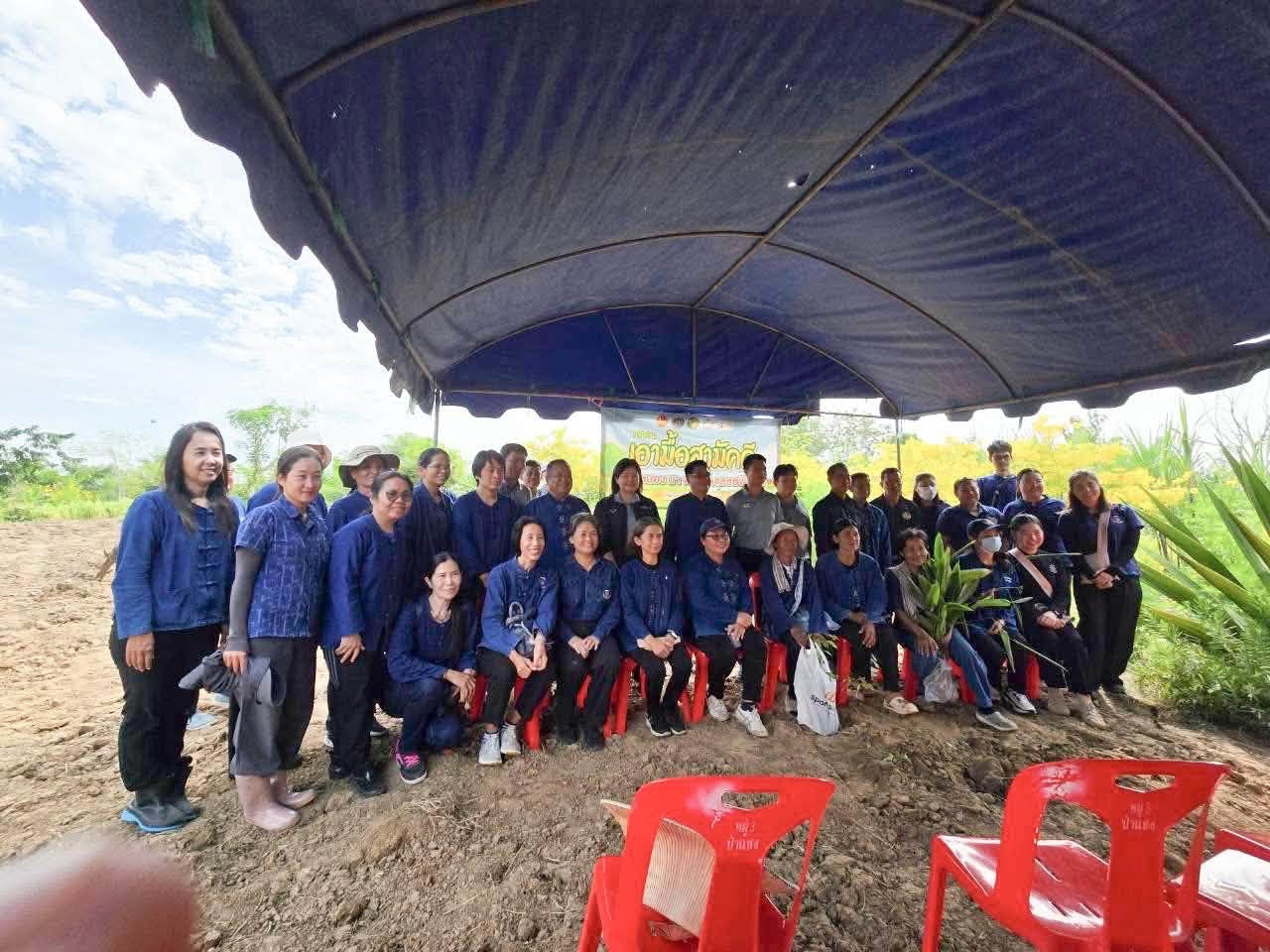 ⭐️สพอ.วชิรบารมี จังหวัดพิจิตร ร่วมกิจกรรมเอามื้อสามัคคี เครือข่าย โคก หนอง นา พัฒนาชุมชนพิจิตร ครั้งที่ 10 ⭐️